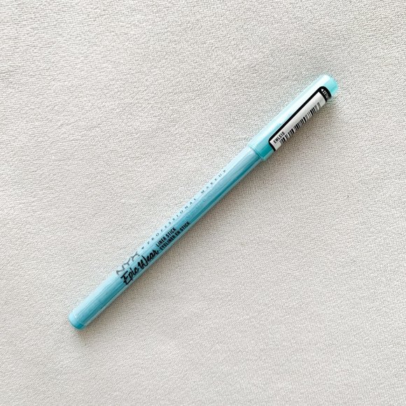 NYX Epic Wear Blue Eyeliner - Picture 1 of 3